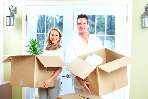 Stockwell flat move with access and parking considerations